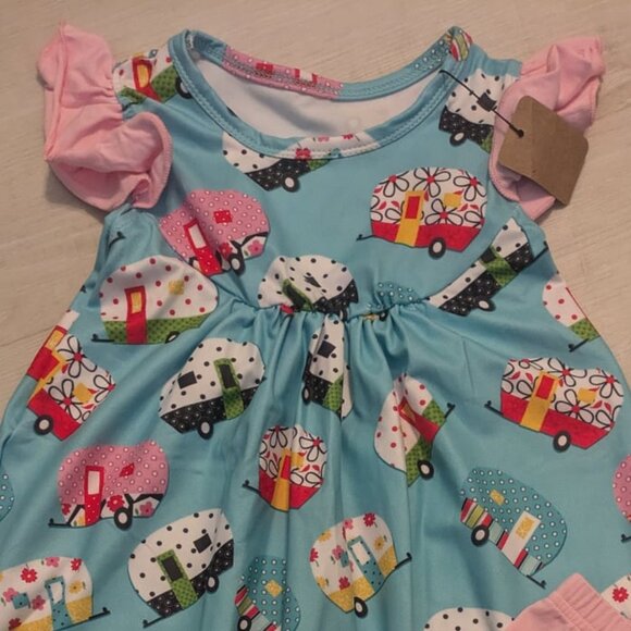 Vintage Camper Capri Set - Picture 2 of 4